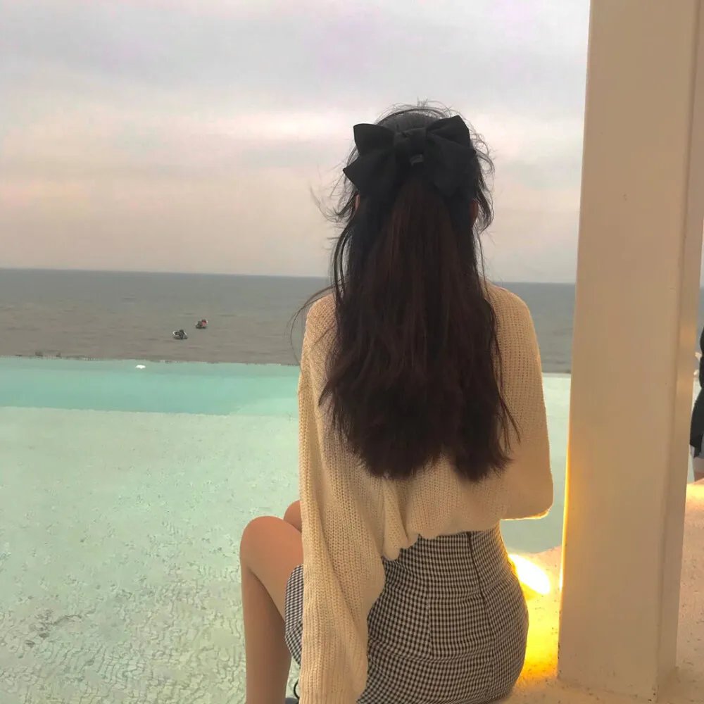 神秘裸女